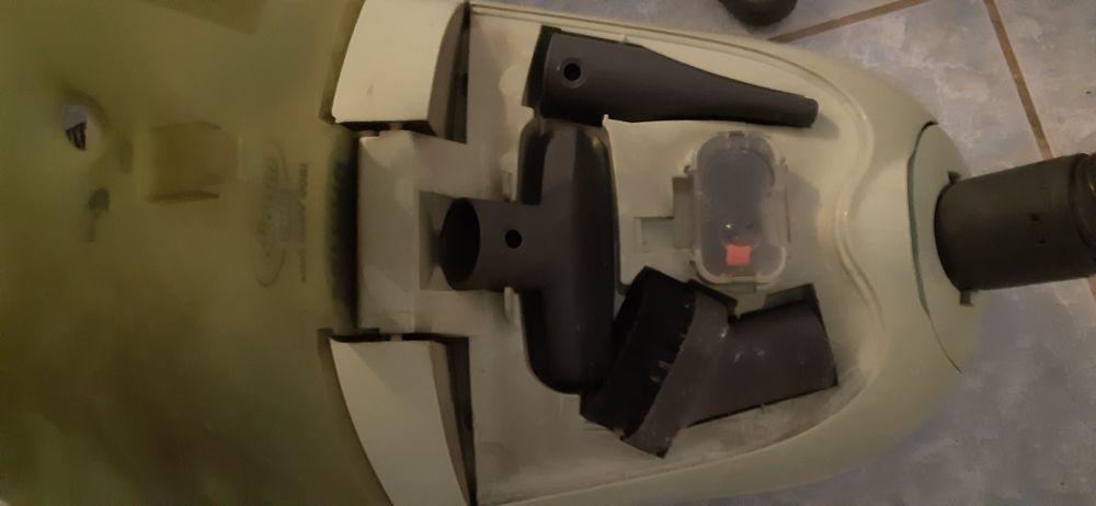 Odkurzacz Philips uszkodzony