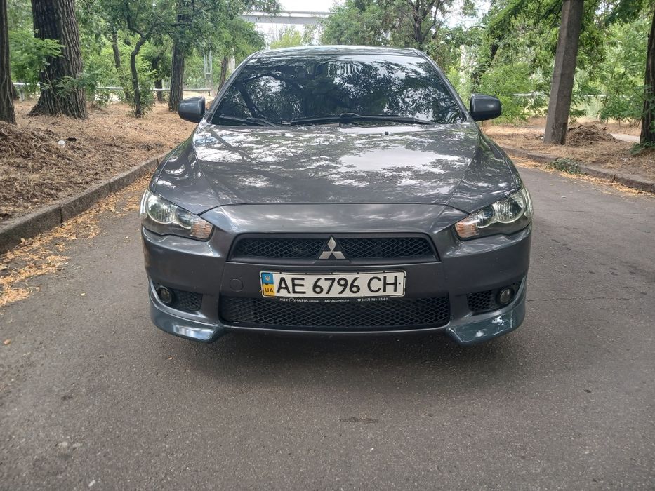 Продам lancer 2.0 акпп газ /бензин