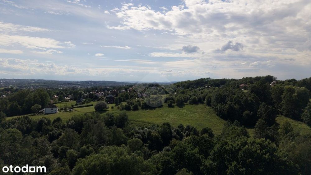Działka w Swoszowicach otoczona zielenią