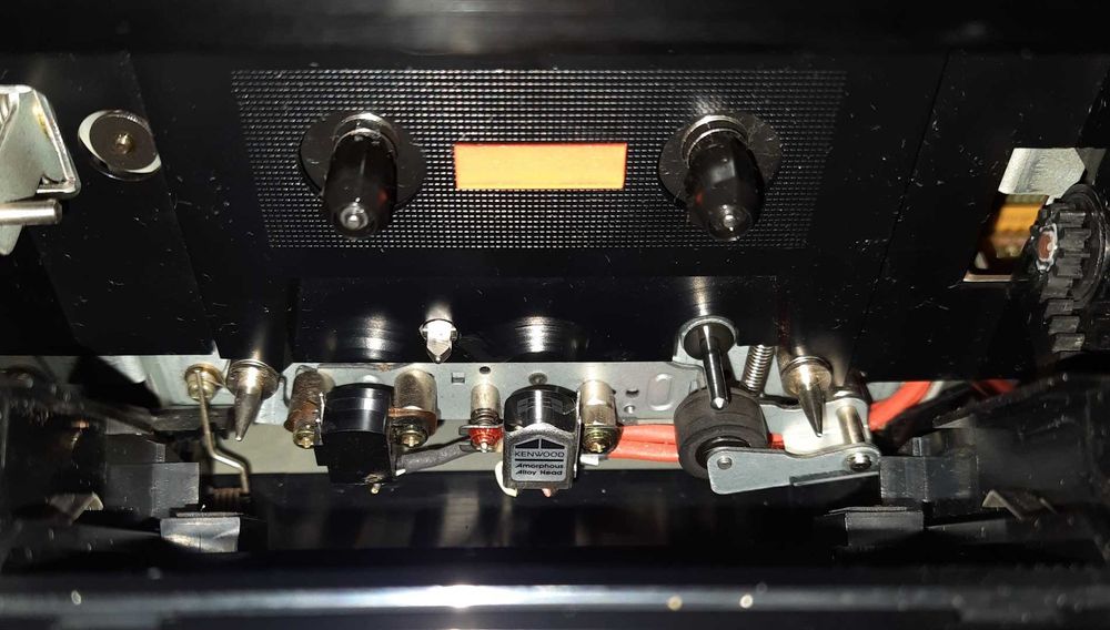 Yamaha K-1020; Kenwood KX-5010-кассетные деки.