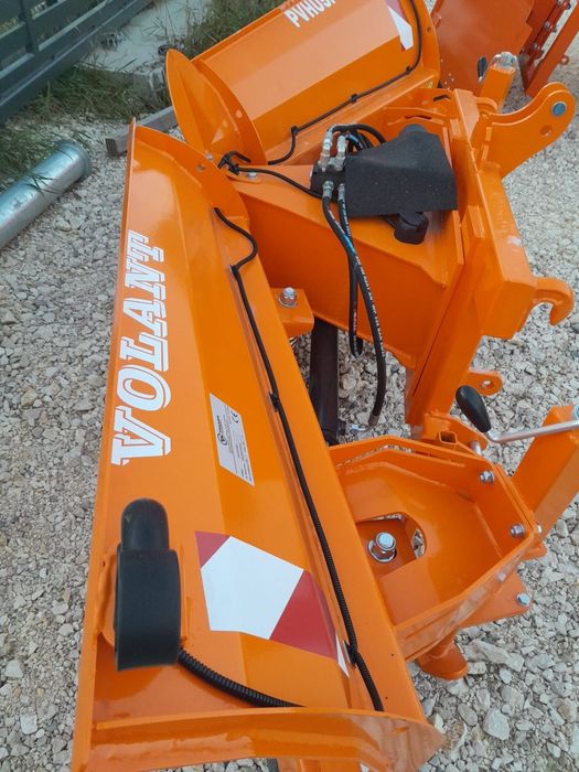 Pług komunalny do śniegu strzałka VOLANT 2.5-3.2 m TRANSPORT