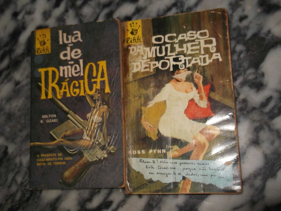 Livros com vários anos
