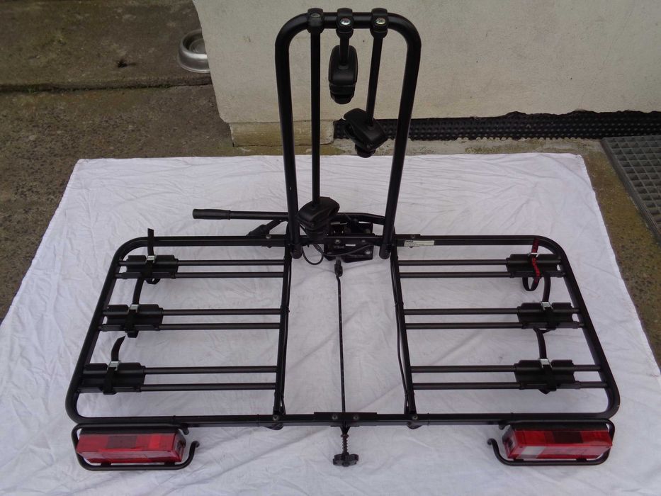 Platforma, Bagażnik rowerowy na hak THULE, uchylny, na 3 rowery