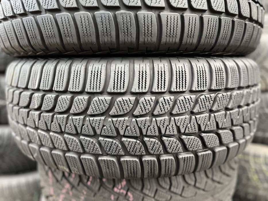 235/60R17 (зима) 4x4 BridgeStone Blizzak LM25