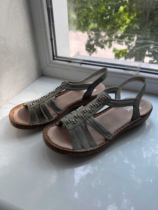 Шкіряні босоніжки Rieker