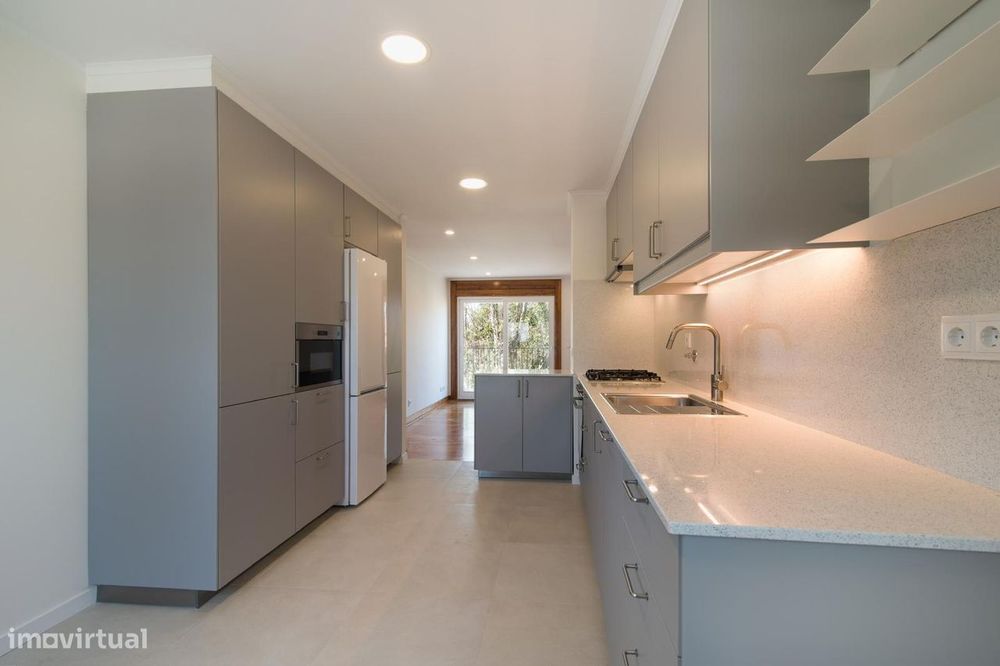 Arrendamento residencial de apartamento em rua General Silva Freire