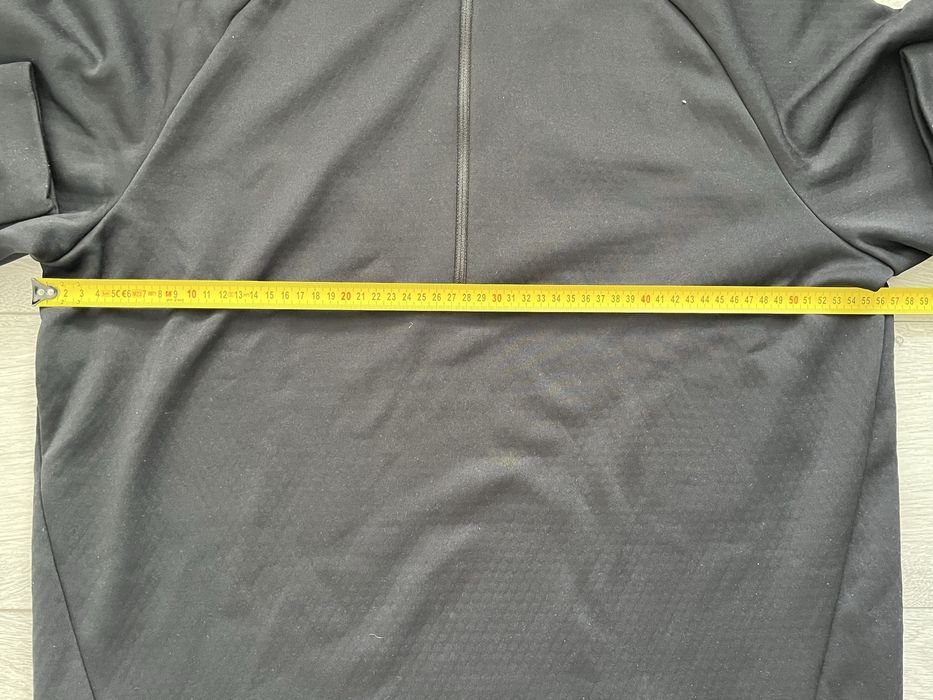 Czarna bluza rozpinana do polowy, marki Nike, rozmair L
