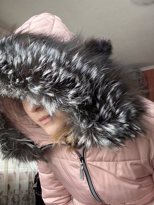 Зимова куртка з хутром пудрова, рожева