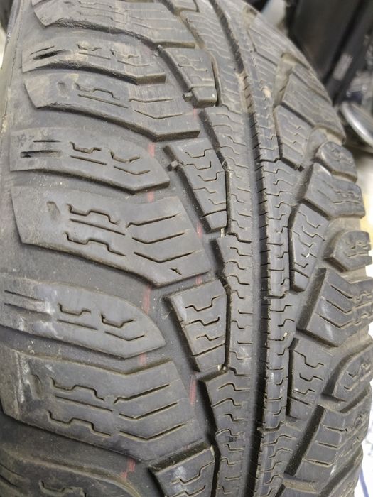 Opona zimowa 195/65r15 UNIROYAL 6mm