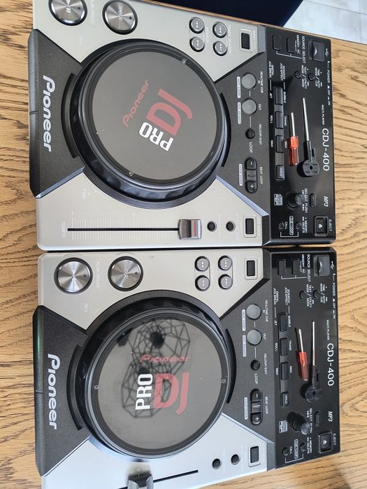 2x Pioneer CDJ 400 + Behringer DJX900 USB