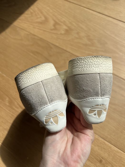Beżowe Gazelle Adidas Originals