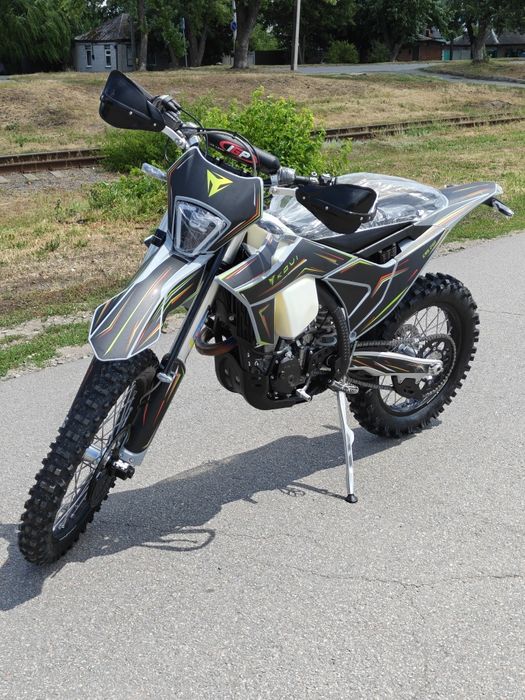 Кросовий мотоцикл Kovi CRS250