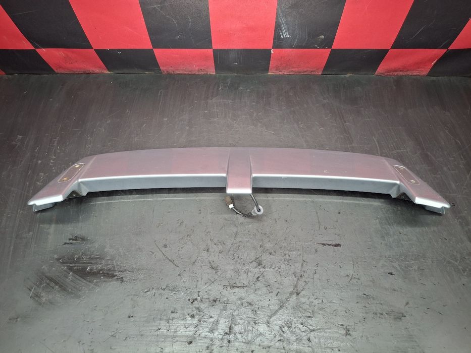 Spoiler / aileron da tampa da mala MITSUBISHI Pajero Sport I Van (K90)