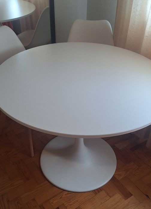 Mesa sala de jantar DOCKSTA IKEA