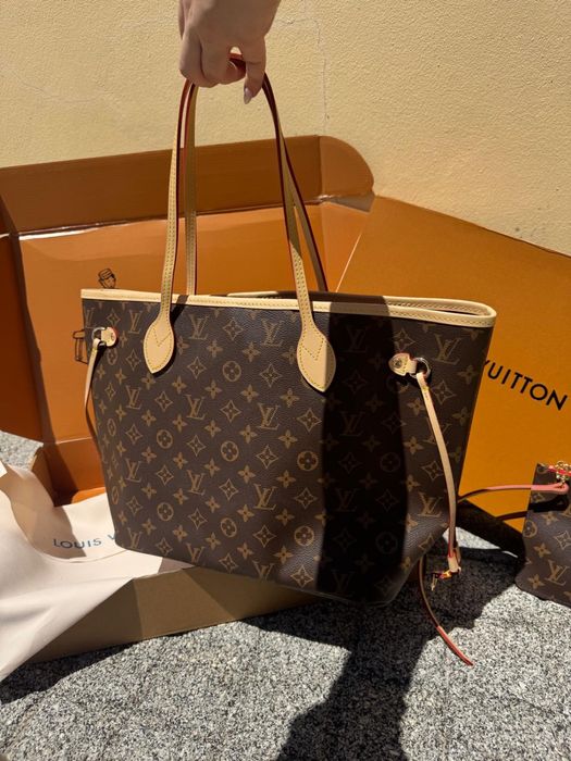 Louis Vuitton Neverfull Monogram - original