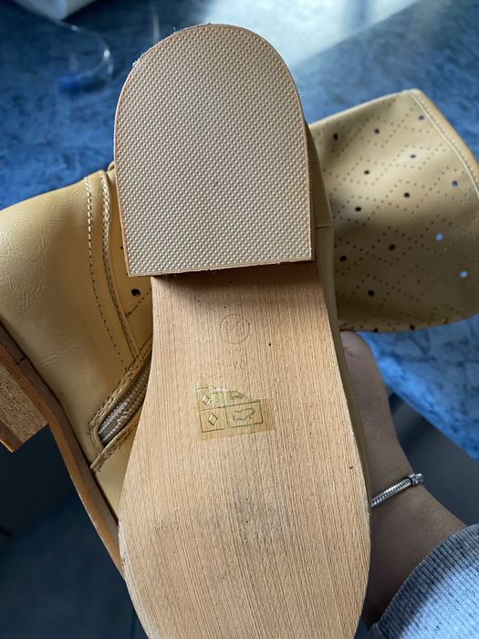 Botki karmelowe rozm.34,nowe