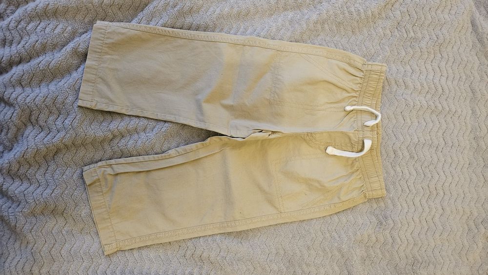 Spodnie eleganckie na gumce Carters 18 M (86-92)