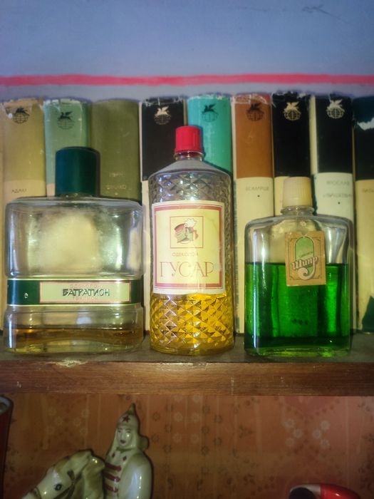 В коллекцию игрушки статуэтки духи наклейки монета ваза ссср