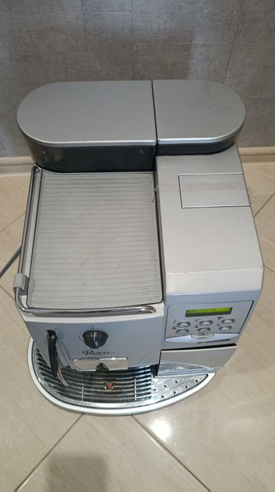 Saeco royal professional  кавомашина
