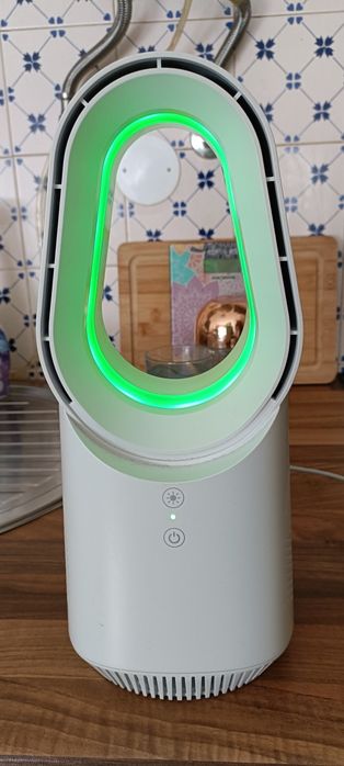 Ventilador de mesa com luzes led