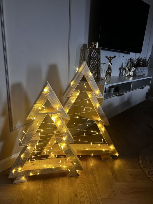 Choinki z drewna z swiatełkami led