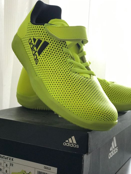 Сороконіжки Adidas Alta Turf X K. Футбольные бутсы. Кроссовки