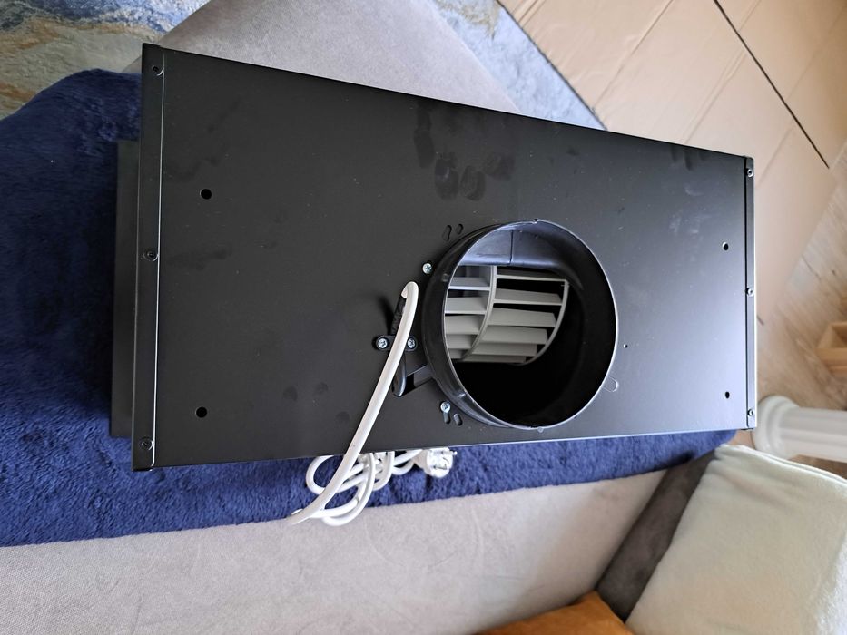 Okap podszawkowy firmy globalo