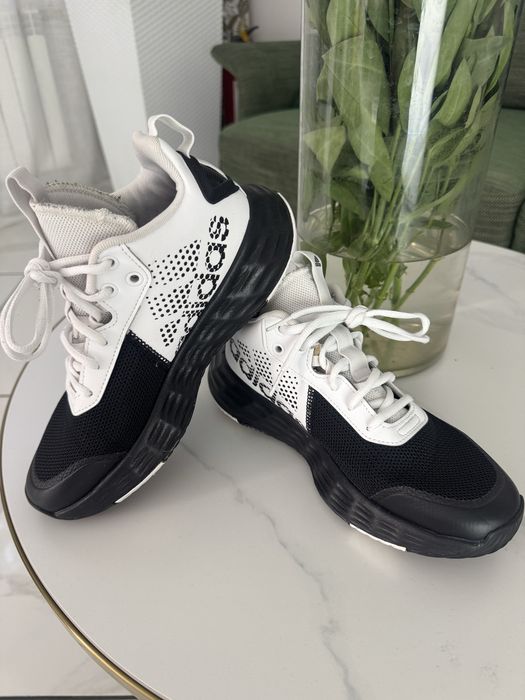 Кросівки adidas …