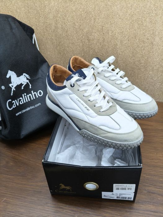 Par de sapatilhas Cavalinho originais