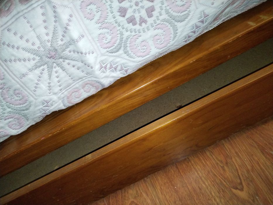 Cama dupla em MADEIRA