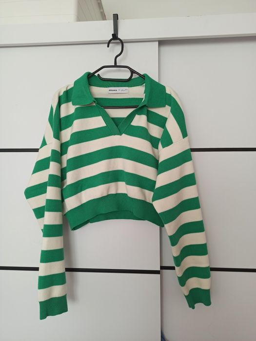 Sweterek w paski zielony
