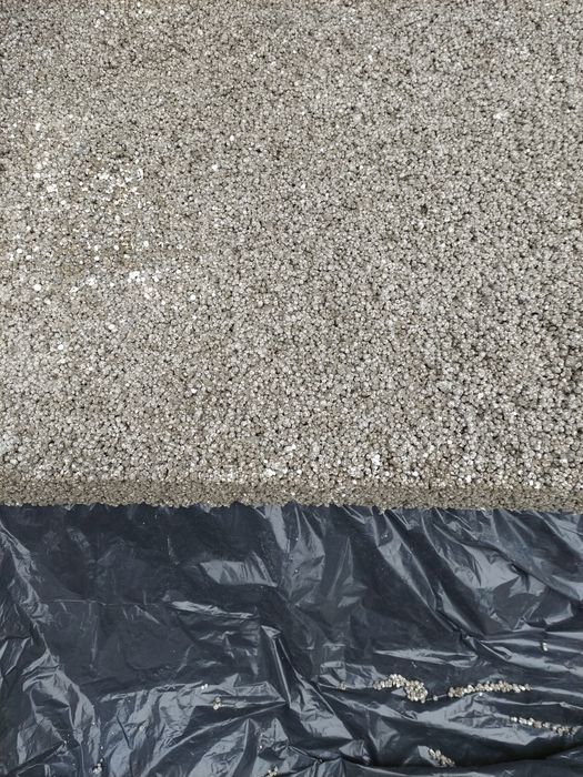 Styrobeton w worku gotowy styrobeton workowany granulat wylewki