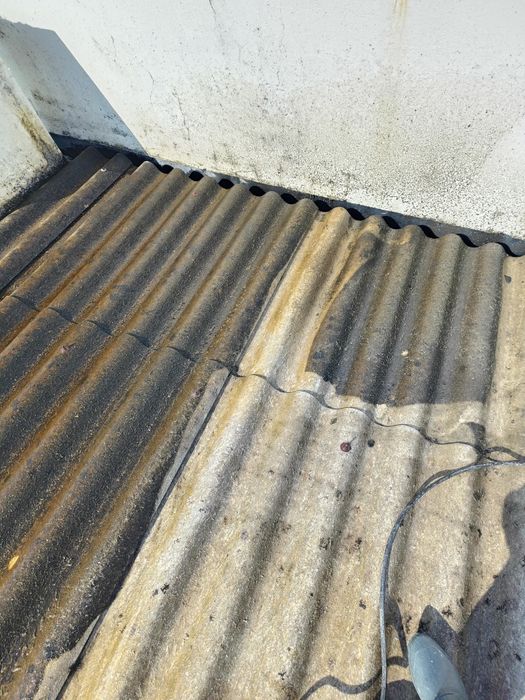 Lavagem / impermeabilização de telhados.