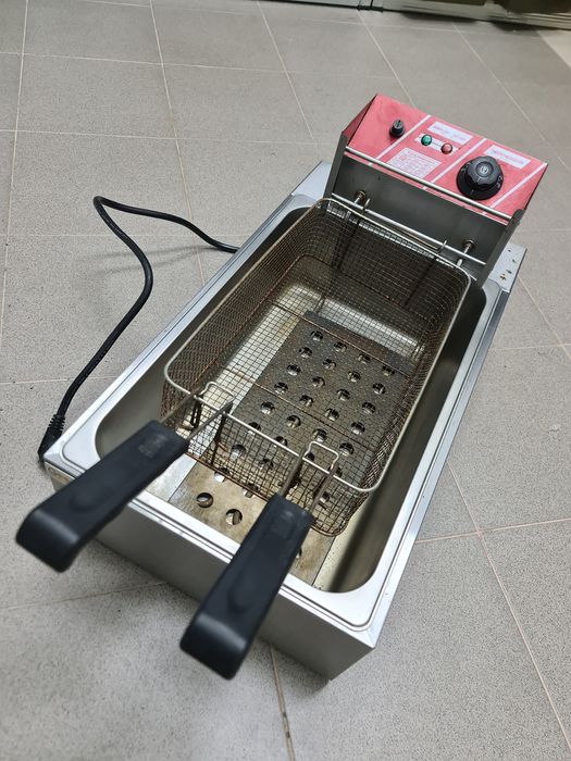 Електрична Фритюрниця 12л