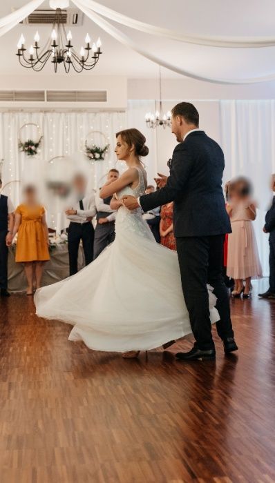 Suknia ślubna AMY LOVE