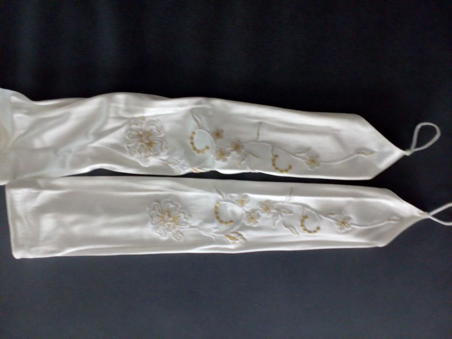 komunijne długie rękawiczki w kolorze ecru