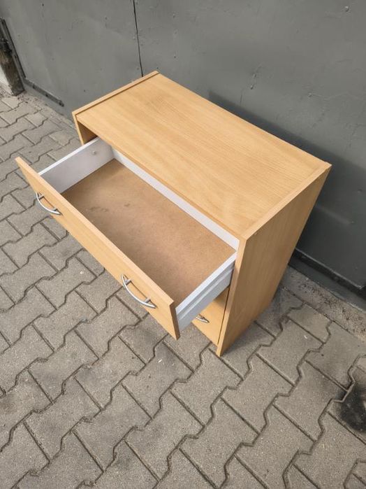 Sprzedam komoda w dobrym stanie