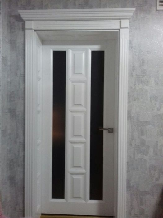 виготовлення дерев'яних дверей та меблів