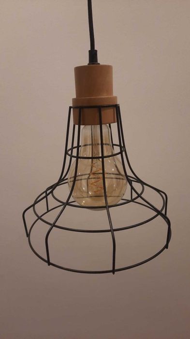 CANDEEIROS DE TECTO EM METAL