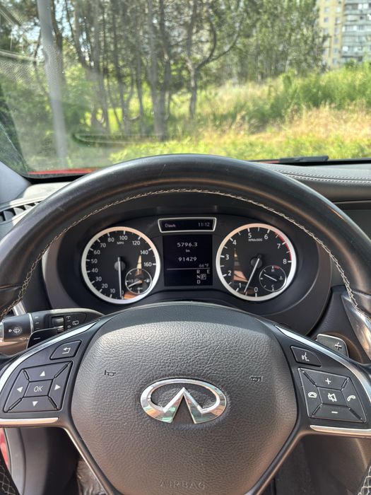 Продам infinity qx30