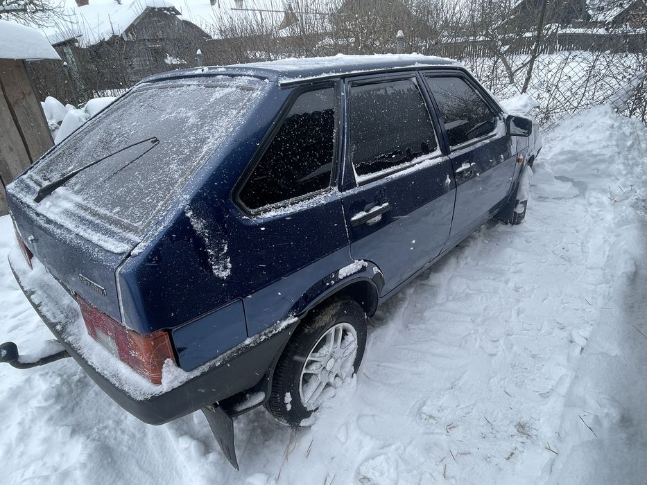 Ваз 2109          .