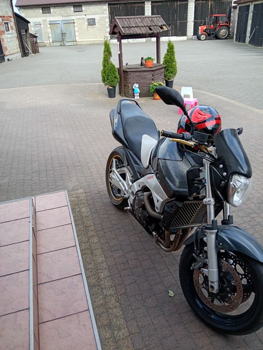 Suzuki GSR 600 32000