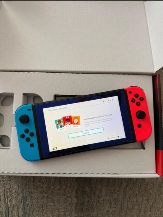 Nintendo Switch V2 Azul/Vermelho