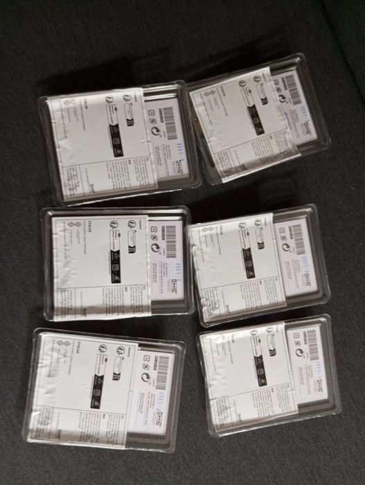 6 conjuntos de 2 puxadores Bagganas IKEA, Novos  
dourada