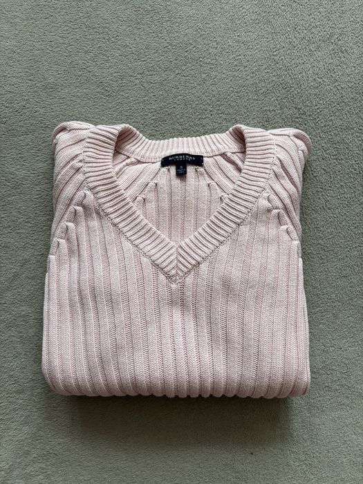 Sweter rozowy dekolt v burberry pleciony vintage retro