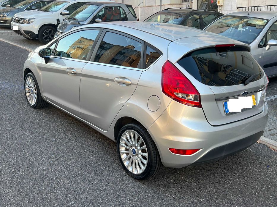 Ford Fiesta 2011 - Só 60.000 klms comprováveis