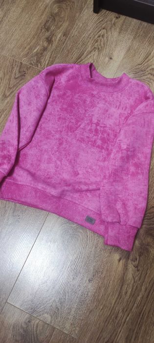 Кофта на весну трьохнитка петля на 8-9 та 9-10 р.  Розмір 134,140