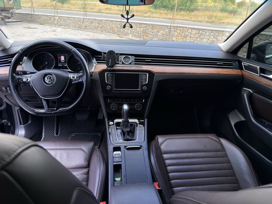 Volkswagen Passat B8 2015