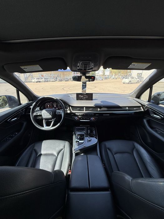 Audi Q7 2018 VIN WA1VAAF75JD051446 фото оголошення 13 з 17