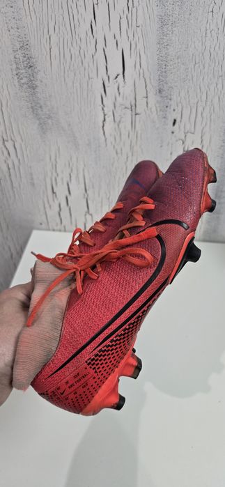 Продам бутси Nike